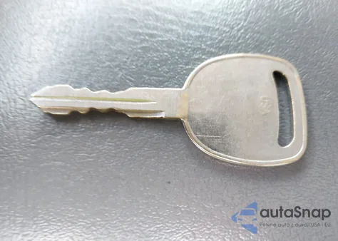 2005 Chevrolet Express from USA, damaged, VIN 1GCFG15X151253802